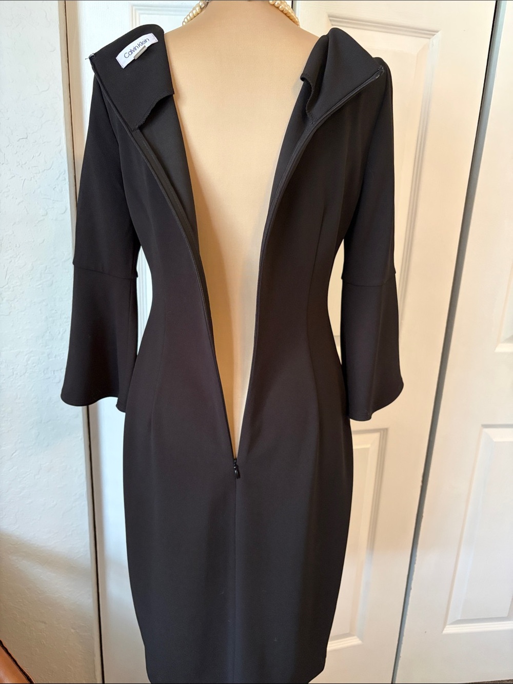 Calvin Klein Black 3/4 sleeve sheath dress with pearl accents on sleeves size 4 - Picture 5 of 6